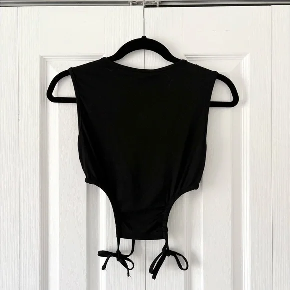 NWT White Fox Boutique Black Out All Night Crop Top - Picture 2 of 4